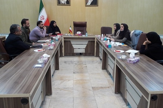 برگزاری جلسه بین بخشی واحد بهداشت محیط شبکه بهداشت و درمان اسلامشهر در بخشداری چهاردانگه با محوریت  برنامه بهسازی محیط روستا 
